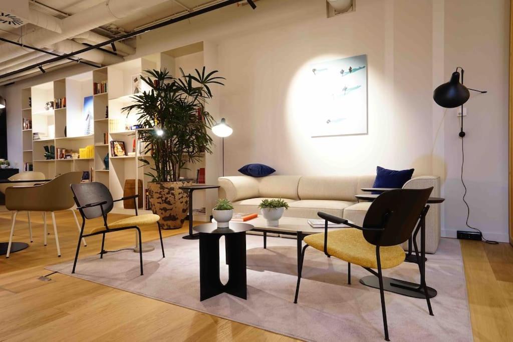 Exclusive Condo With Pool And Terrace Wien Exteriör bild